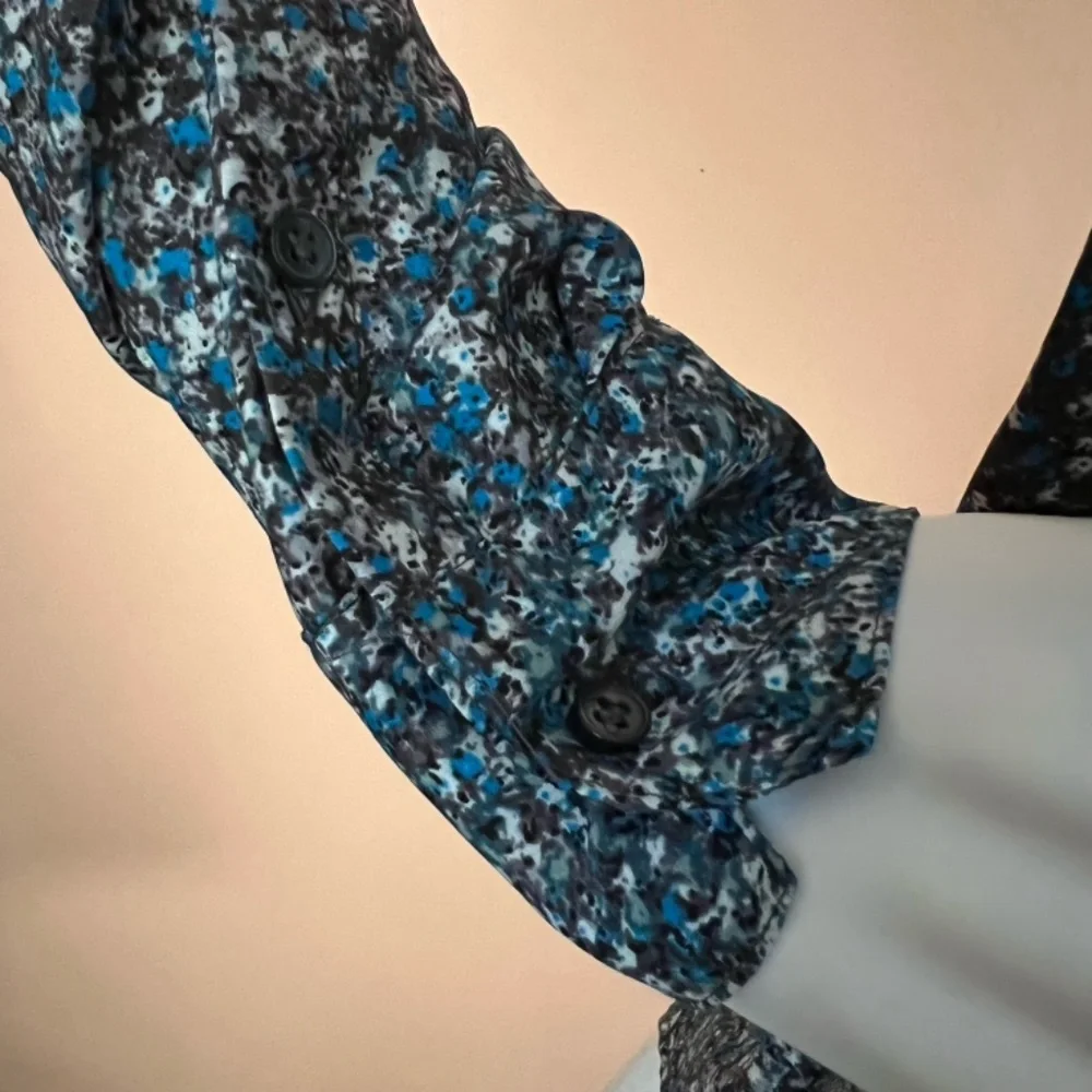 NWOT Banana Republic Floral Print Dillon Shirt - Picture 9 of 15